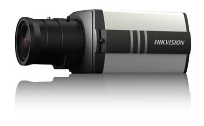 Hikvision: аналоговая камера 'день/ночь' с разрешением 650 ТВЛ. Hikvision: аналоговая камера 'день/ночь' с разрешением 650 ТВЛ.